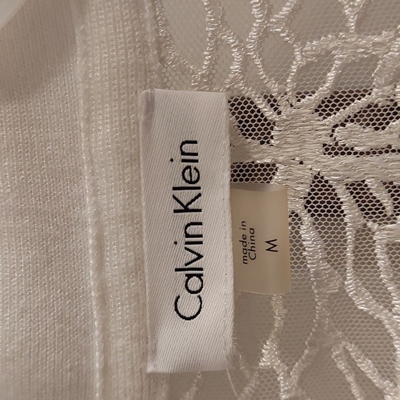 2 For $5 Bundled!Calvin Klein 3/4 bell sleeve, cropped cardigan with lace back M - Picture 3 of 4